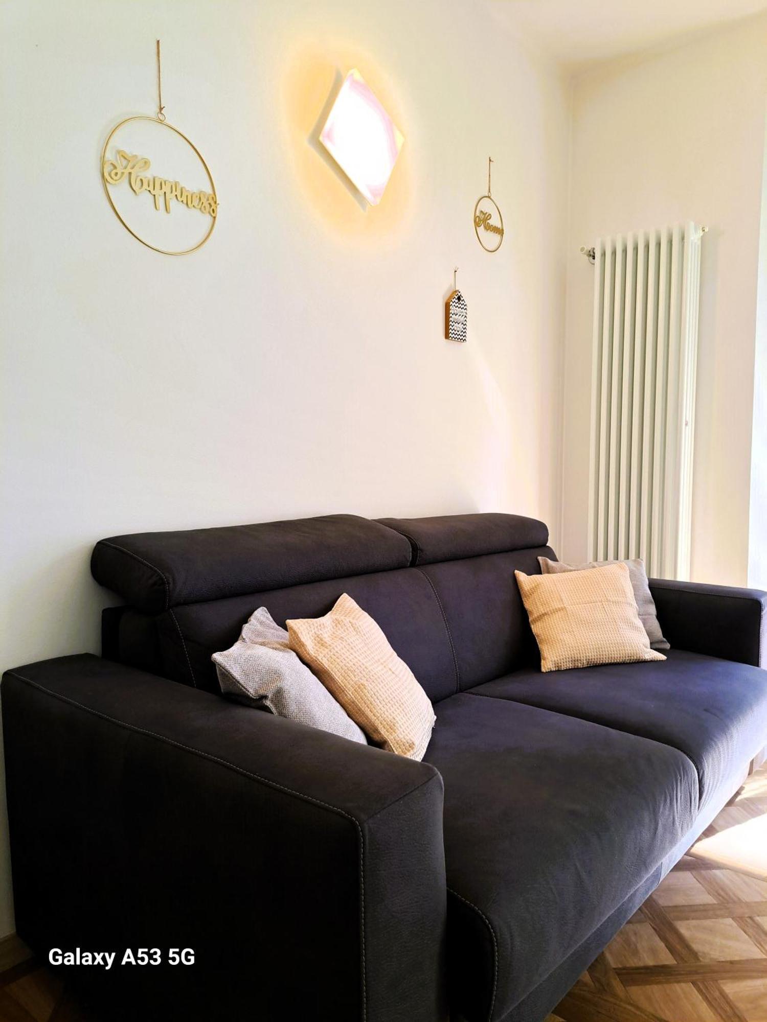 Domus Mea Apartment Domodossola Bagian luar foto