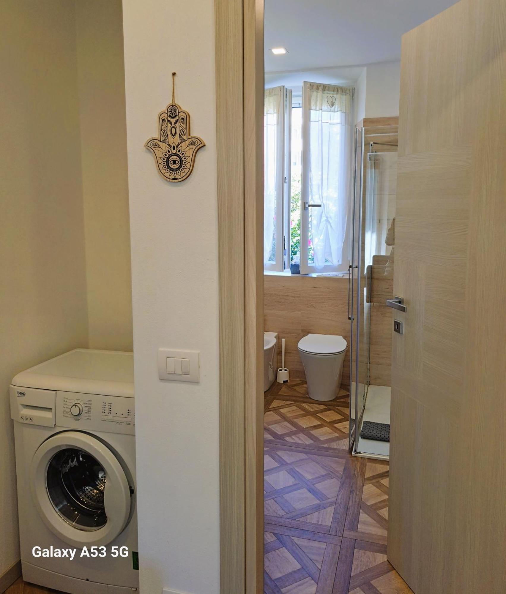 Domus Mea Apartment Domodossola Bagian luar foto