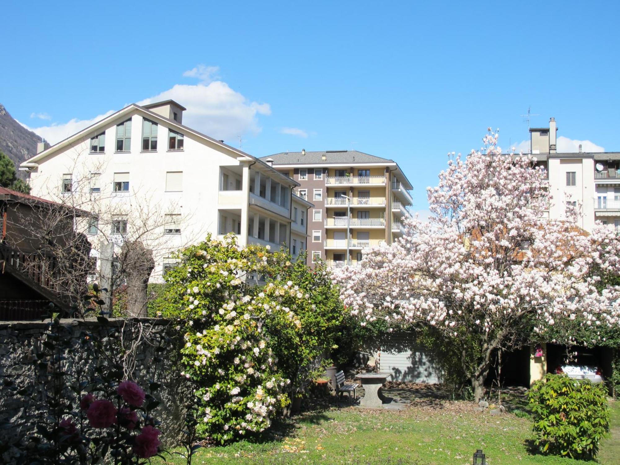 Domus Mea Apartment Domodossola Bagian luar foto